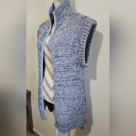 L'AGENCE Knit Cardigan Sweater Open Front Sleeveless Blue Gray Medium - Picture 5 of 13